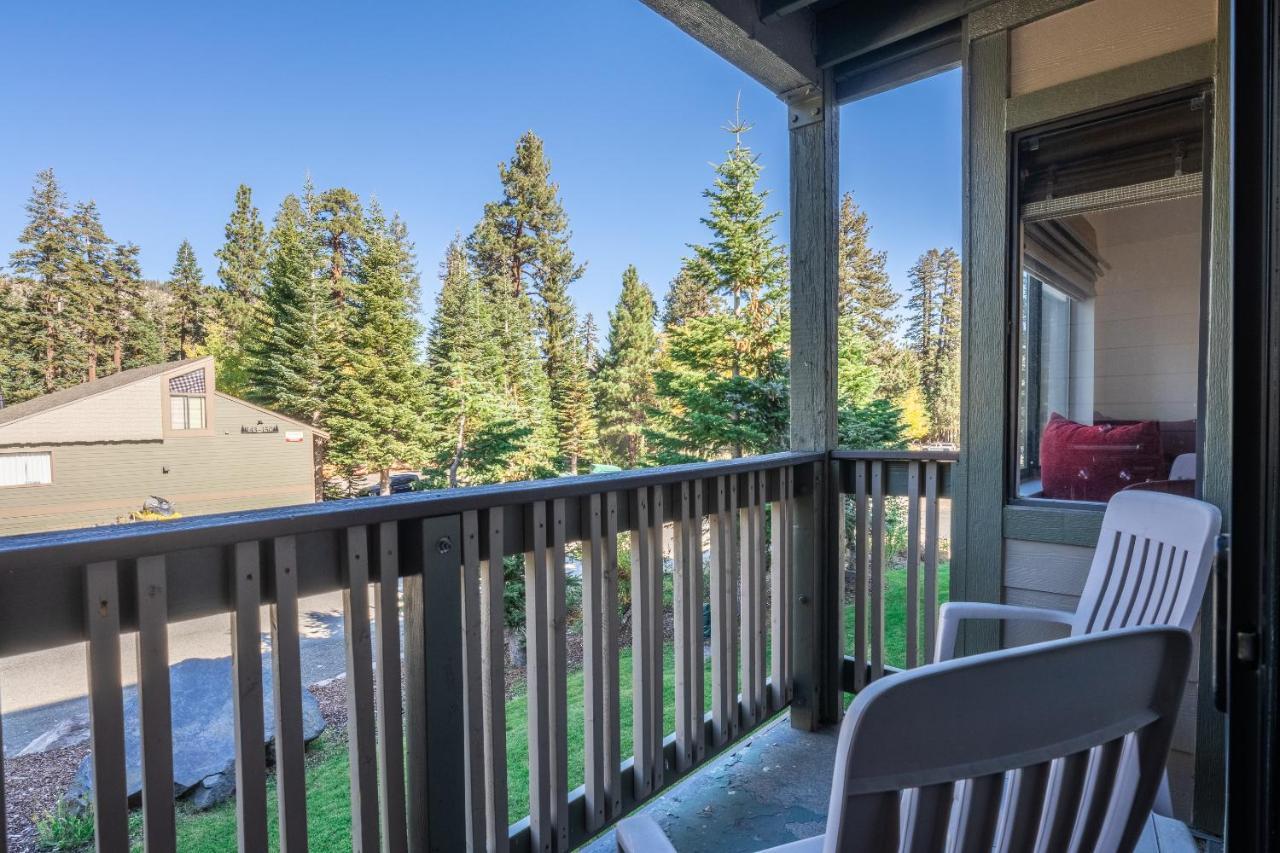 Highly Updated 1 Bedroom Den, 2 Bath Crestview Unit 5 Sleeps Up To 4 Located Near Canyon *